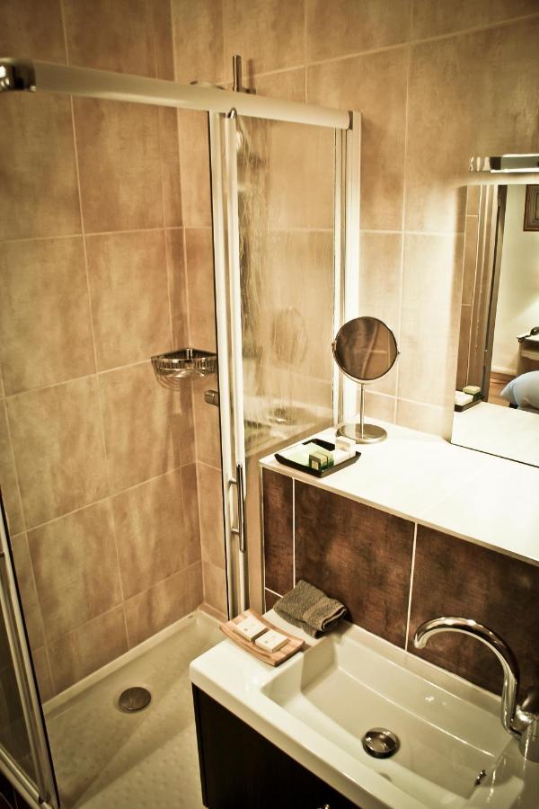 Logis Auberge Cote Jardin Ξενοδοχείο Lézignan-Corbières Δωμάτιο φωτογραφία